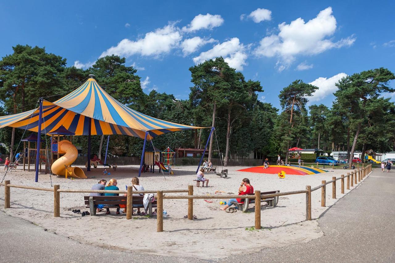 ホテル Camping Blauwe Meer Nv ロンメル エクステリア 写真