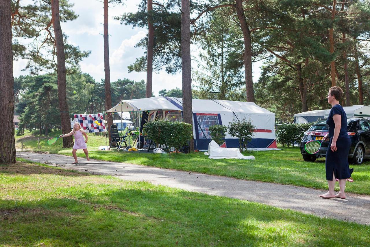 ホテル Camping Blauwe Meer Nv ロンメル エクステリア 写真