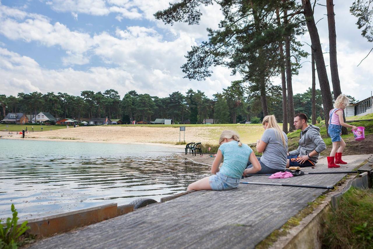 ホテル Camping Blauwe Meer Nv ロンメル エクステリア 写真