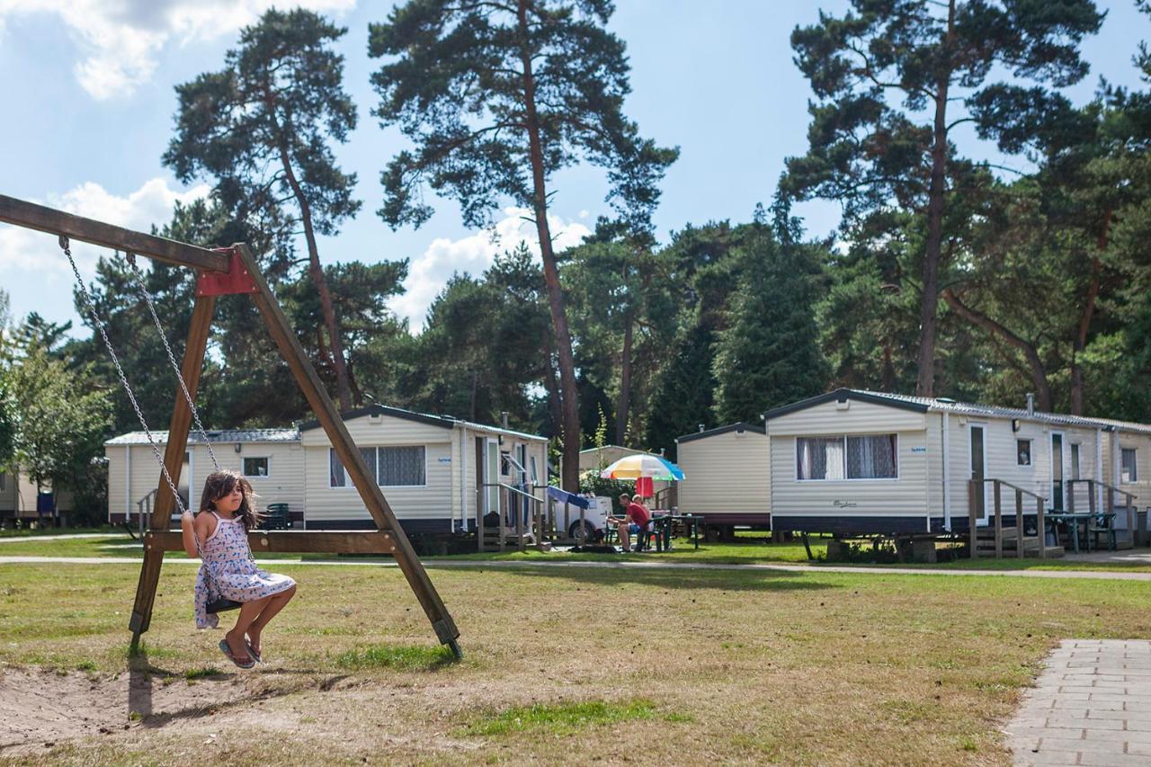 ホテル Camping Blauwe Meer Nv ロンメル エクステリア 写真