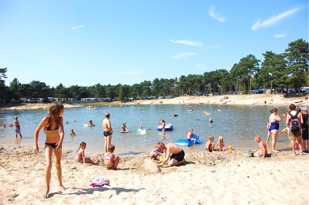 ホテル Camping Blauwe Meer Nv ロンメル エクステリア 写真