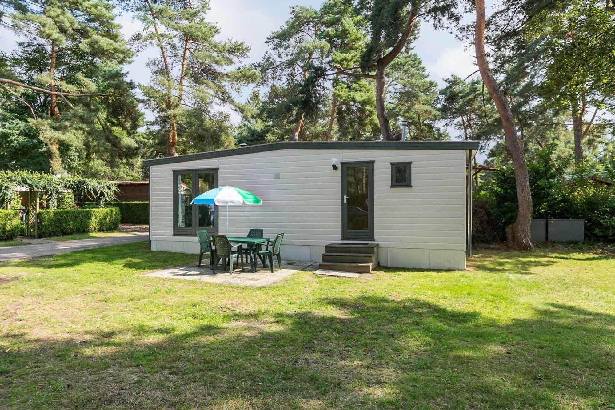 ホテル Camping Blauwe Meer Nv ロンメル エクステリア 写真