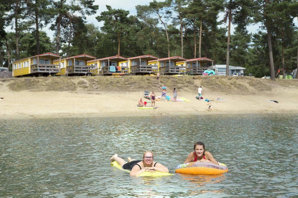 ホテル Camping Blauwe Meer Nv ロンメル エクステリア 写真